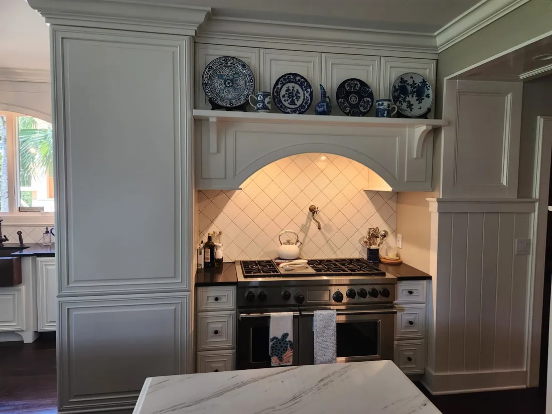 Modern kitchen cabinet refinishing