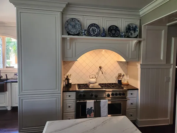 Kitchen Cabinet Painting and Refinishing